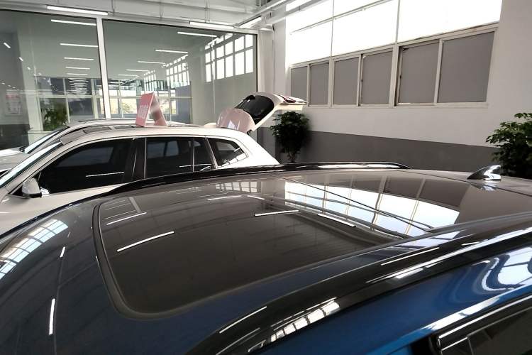 Used Buick Envision 2022 Encore S GS Two-Wheel Drive Smart & Sporty Model
