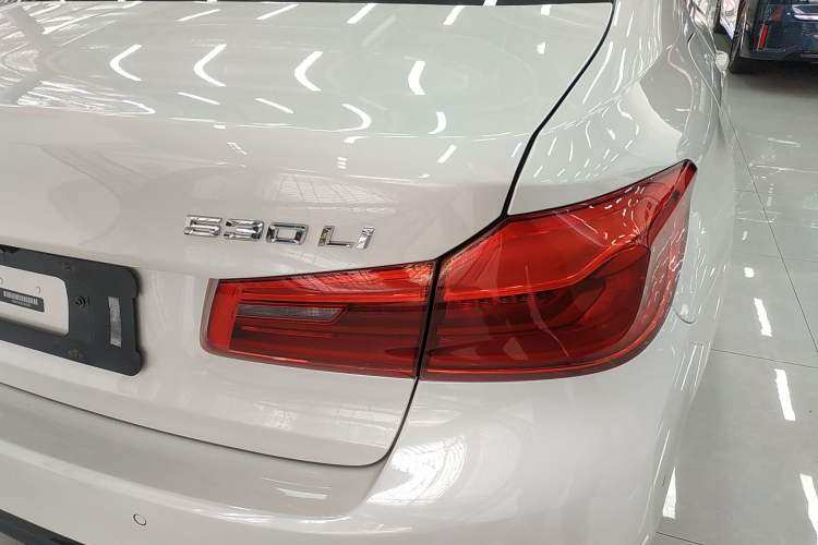 Used BMW 5 Series 2020 530Li Leading Model M Sport Package
