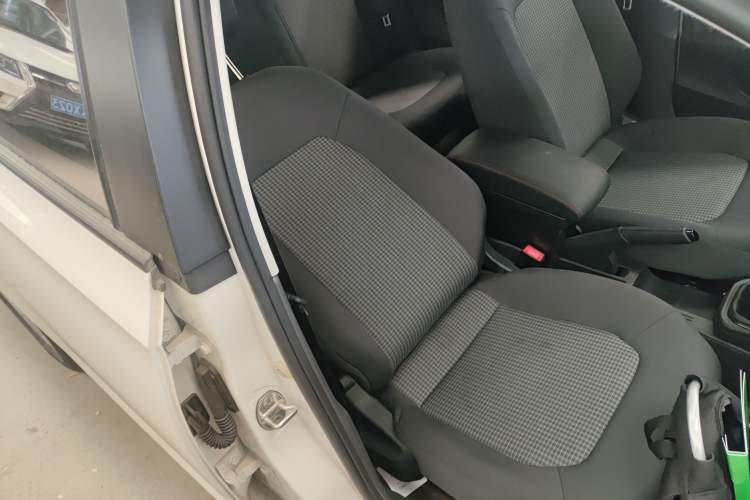 Used Volkswagen Santana 2019 1.5L Manual Fashion Edition China VI Standard
