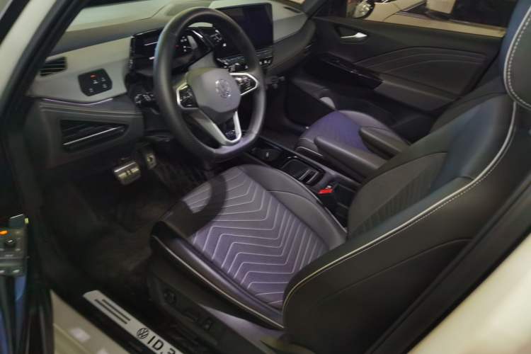 Used Volkswagen ID.3 2024 Outstanding Edition
