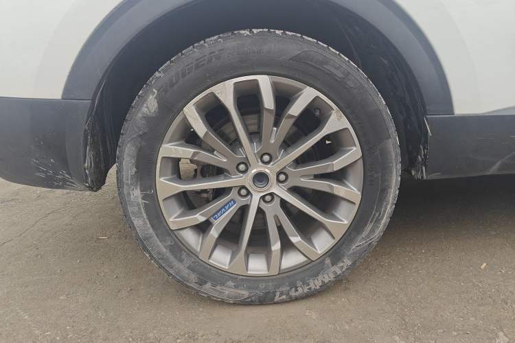 Used Haval H6 2017 Blue Label 2.0T Automatic Two-Wheel Drive Smart Edition Right Rear Wheel Hub