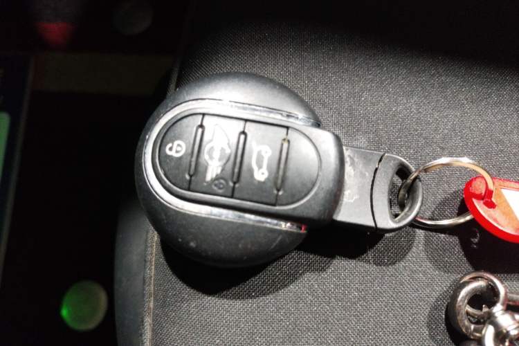 Used MINI MINI 2016 1.5T COOPER Five-Door Edition