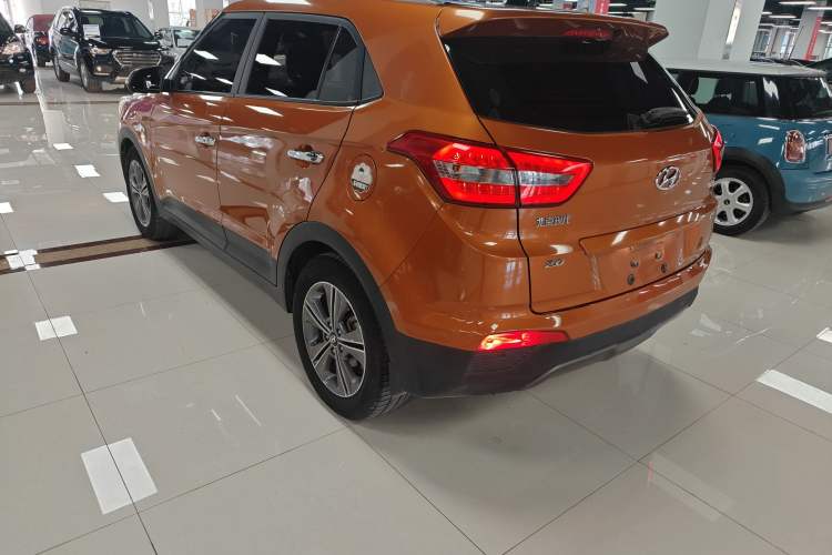 Used Hyundai ix25 2015 2.0L Automatic 4x4 Deluxe DLX