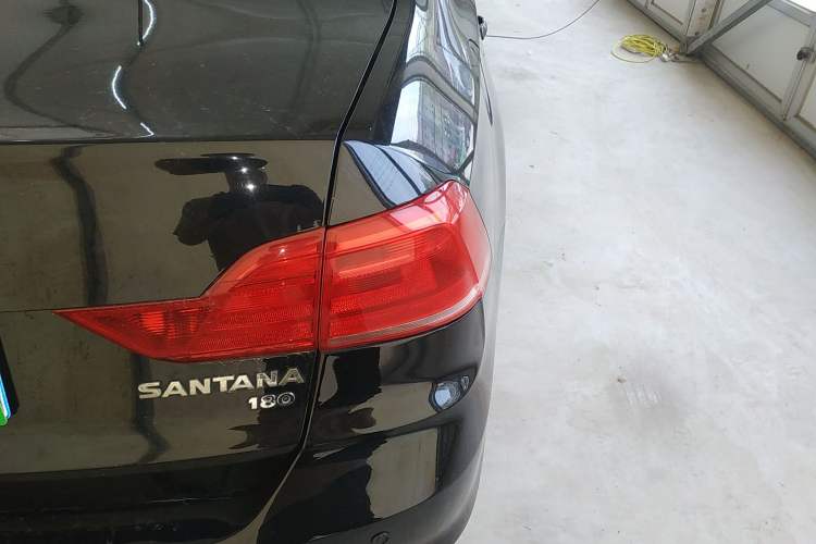 Used Volkswagen Santana 2019 1.5L Automatic Fashion Edition China VI Exterior 3