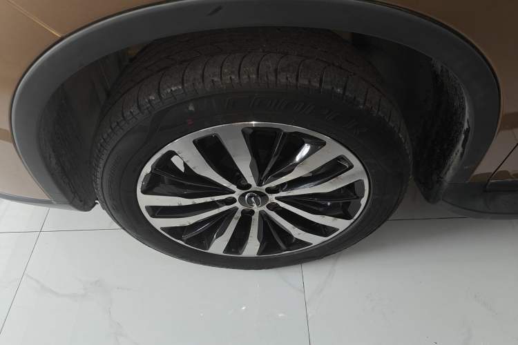 Used GAC Trumpchi GS4 2016 235T Manual Luxury Edition Left Front Wheel Hub