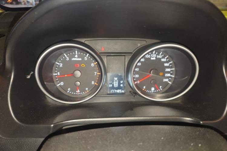 Used Haval H6 2011 2.0L Manual Two-Wheel Drive Elite Version