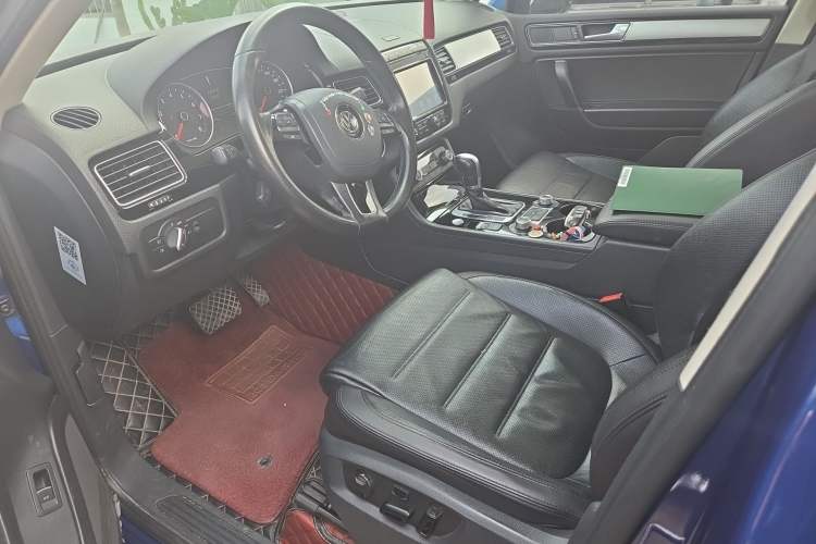 Used Volkswagen Touareg 2017 3.0 TSI Touareg Model Left Front Seat