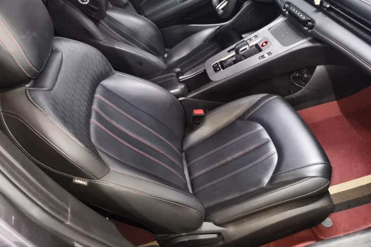 Used GAC Trumpchi EMPOW 2023 270T DCT J11 Version Right Front Seat