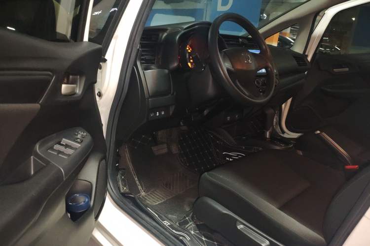 Used Honda Fit 2020 1.5L CVT Comfort Version Driver Seat