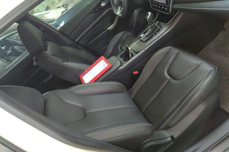 Used Venucia D60 2021 PLUS 1.6L XL CVT Yue Ling Edition Right Front Seat