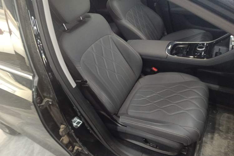 Used Geely Galaxy A7 2025 Model EM-i 150km Starship Edition
