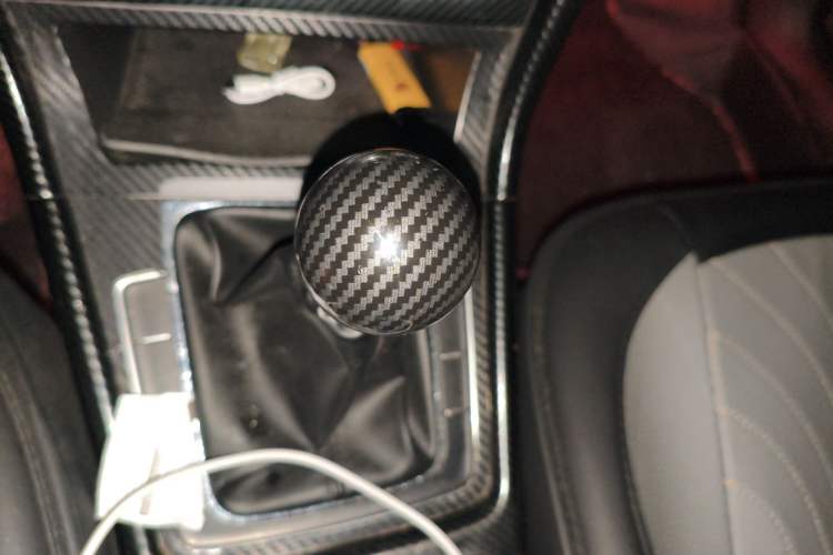 Used Volkswagen Golf 2014 1.6L Manual Fashion Edition