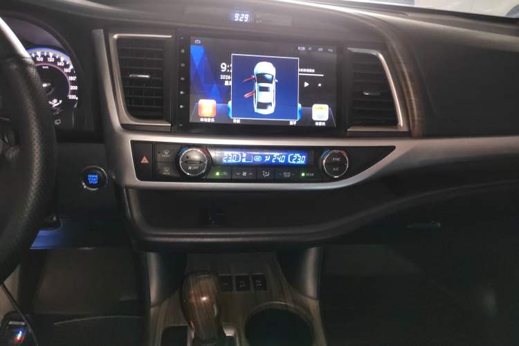 Used Toyota Highlander 2015 2.0T Four-Wheel Drive Luxury Edition 7-Seater Audio And AC Panel