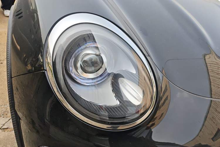 Used ORA Good Cat GT 2023 Mulan Edition 401km Luxury Version Right Front Headlight