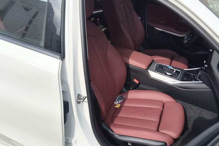 Used BMW i3 2025 eDrive 40 L Midnight Edition