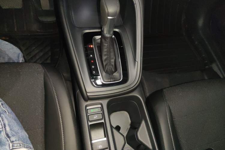 Used Honda Vezel 2023 1.5L CVT Tech Edition