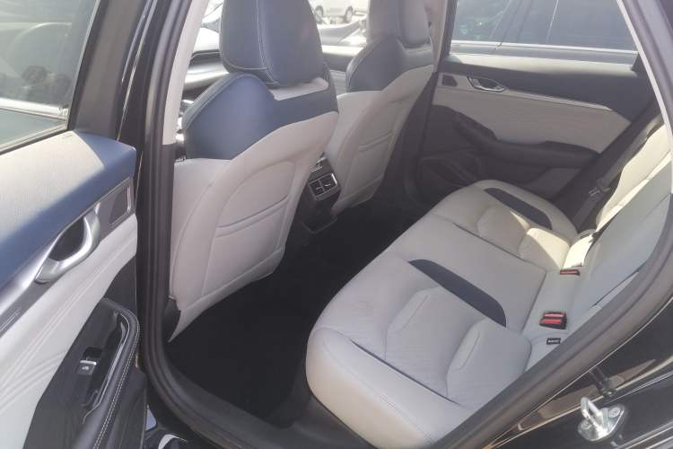 Used Geely Auto Preface 2023 2.0TD Prestige Version