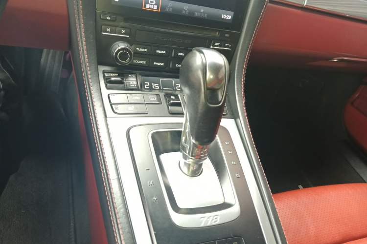 Used Porsche 718 2016 Boxster 2.0T Gear Lever