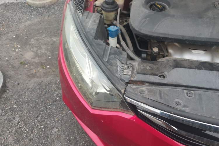 Used CHANGAN Eado 2016 1.6L Manual CarHome Custom Edition China IV Standard Right Front Headlight