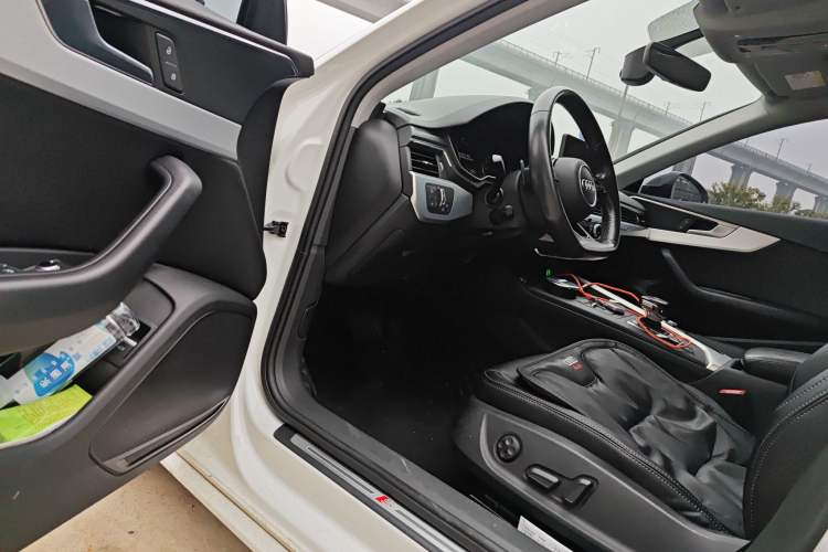 Used Audi A4L 2019 45 TFSI quattro Individual Sport Edition China V