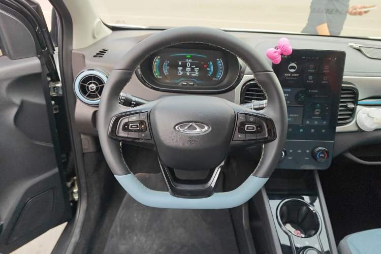 Used Chery QQ Little Ant 2024 Revised Version Youth Edition 251 km True Love Edition 25.05 kWh Steering Wheel