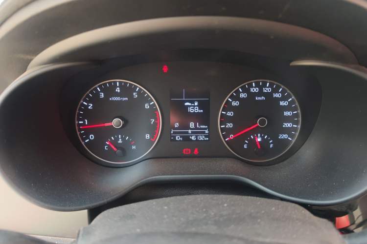 Used Kia KX Cross 2017 1.4L MT GLS
