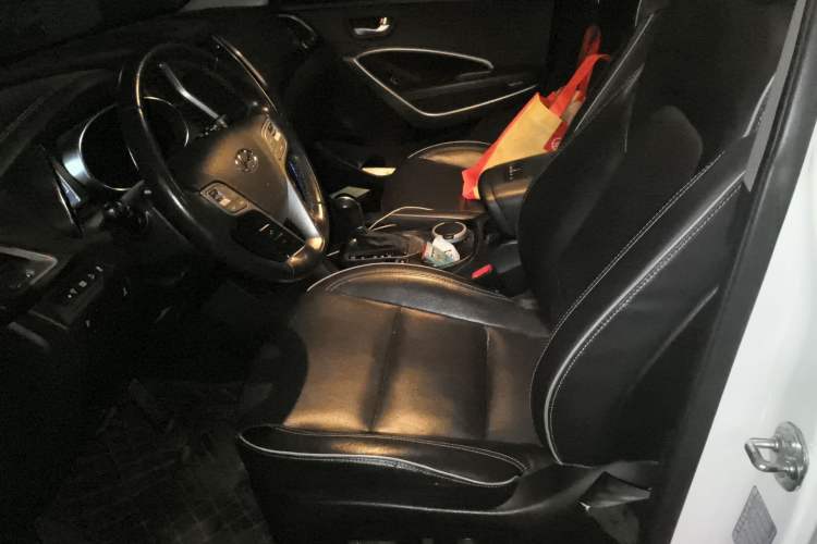 Used Hyundai Santa Fe 2017 2.0T Automatic All-Wheel Drive Smart 7-Seater