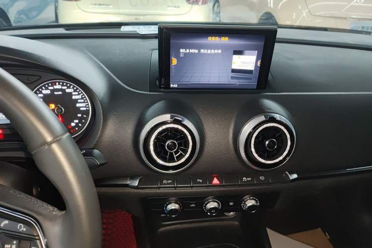 Used Audi A3 2020 Limousine 35 TFSI Fashion Edition China VI Emission Standard