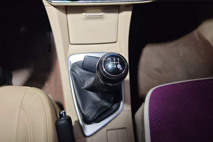 Used Toyota Corolla 2014 1.6L Manual GLX-i