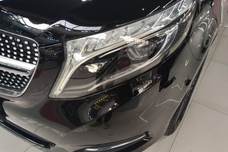 Used Mercedes-Benz V-Class 2018 V 260 Prestige Edition China VI
