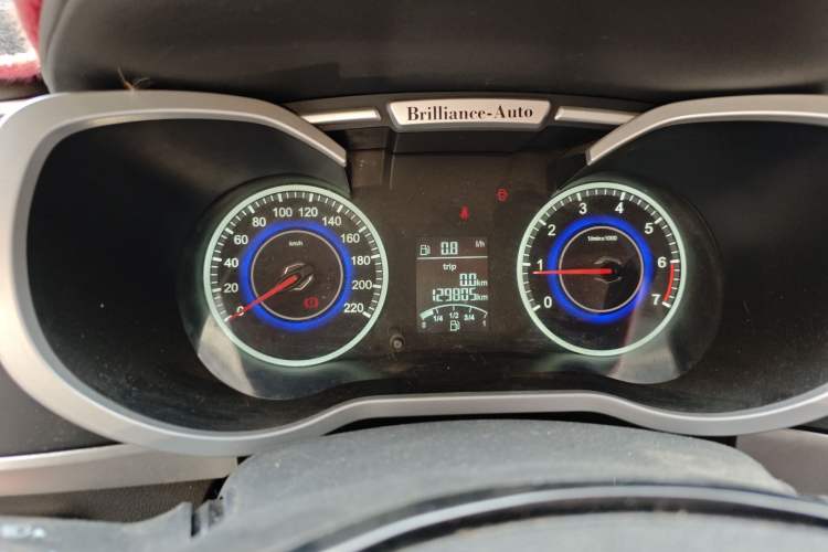 Used Brilliance V3 2015 1.5L Manual Comfort Model