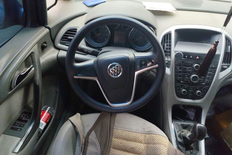 Used Buick GT 2013 XT 1.6L Manual Entry-Level Model