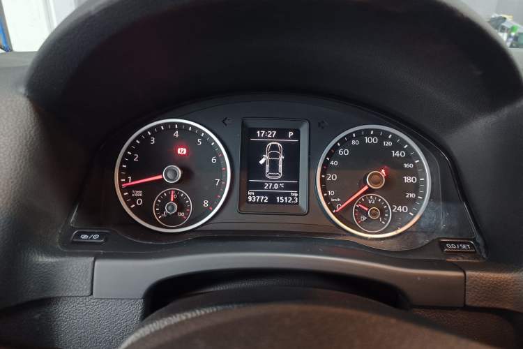 Used Volkswagen Tiguan L 2015 1.8TSI Automatic Two-Wheel Drive Trend Edition
