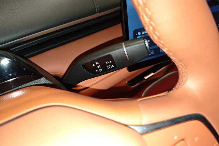 Used Deepal S07 2024 215Max Qiankun Intelligent Driving ADS SE Range-Extended Version
