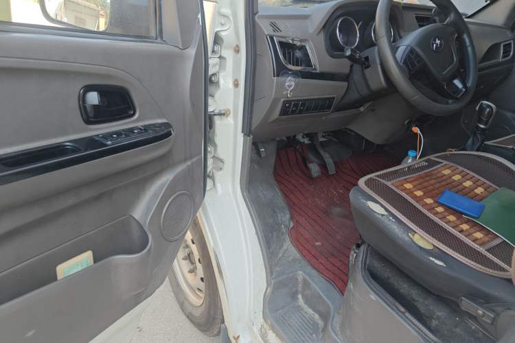 Used New Gonow Shuailing 2022 Standard Range with 41.64 kWh Lishen Power
