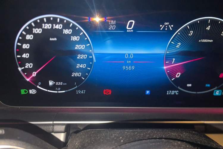 Used Mercedes-Benz GLE Coupe 2024 GLE 350 4MATIC Coupe SUV Luxury Model Odometer Close Up