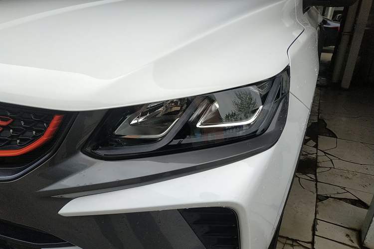 Used Geely Auto Coolray 2021 1.4T DCT Platinum Edition Left Front Headlight