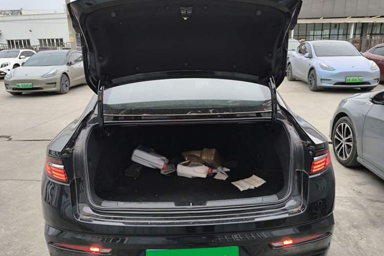 Used Geely Auto Preface 2021 2.0TD Luxury Version Trunk