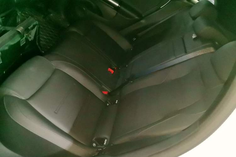 Used Mercedes-Benz EQA 2022 EQA 260 Left Rear Seat