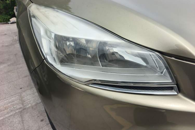 Used Ford Kuga 2015 1.5L GTDi Two-Wheel Drive Fashion Edition