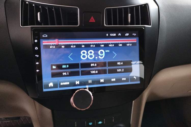 Used Haima S7 2015 Revised Version 2.0L Automatic Zongchi Trim
