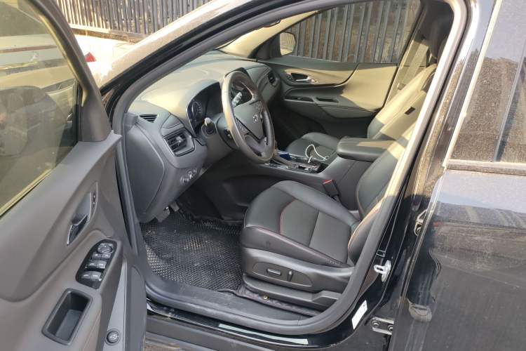 Used Chevrolet Equinox 2022 Mild Hybrid 550T RS Smart Boundary-Setting Edition