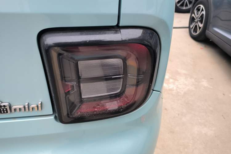 Used Geely Galaxy Panda 2023 Panda Mini 200km Endurance Bear
