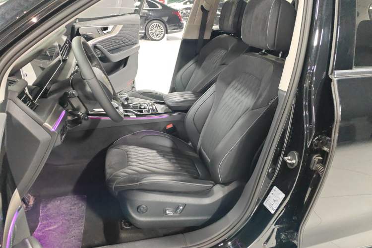 Used Hongqi HS5 2022 Revised Version 2.0T Smart Connect Flagship Edition
