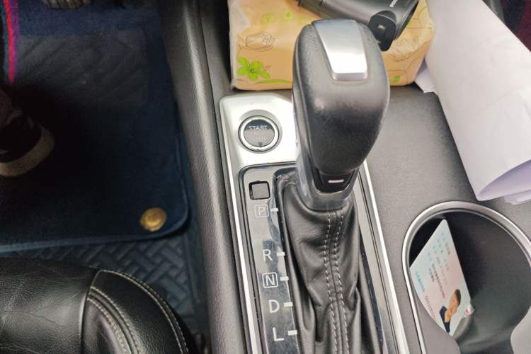 Used Nissan Teana 2020 2.0L XL Comfort Edition Gear Lever