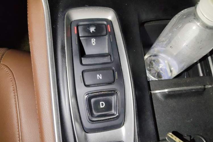 Used Honda Inspire 2019 Rui Hybrid 2.0L Jing Shang Edition China V Emission Standard
