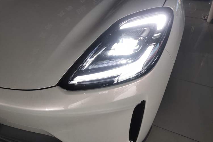 Used Wuling Bingo S 2025 Model 325km Deluxe Edition