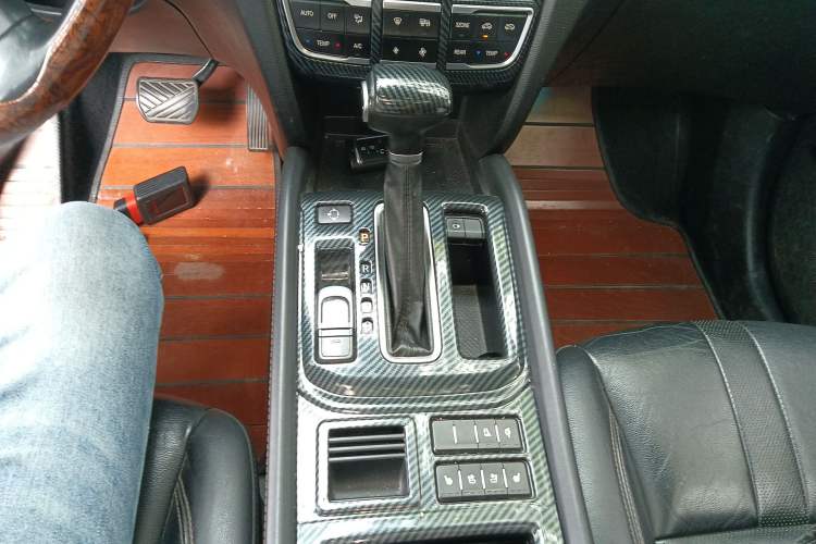 Used GAC Trumpchi GS8 2017 320T Two-Wheel Drive Luxury Smart Connectivity Version (7 Seats)