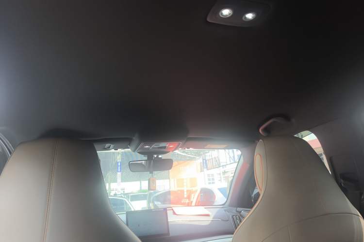 Used BYD Song Pro New Energy 2024 HONOR Edition DM-i 71KM Navigation Model