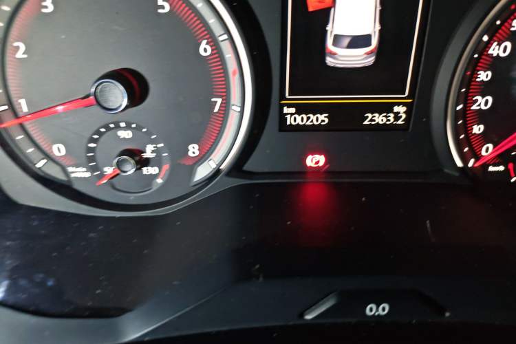 Used Volkswagen Tayron 2019 330TSI Two-Wheel-Drive Luxury Version China V Emission Standard Odometer Close Up